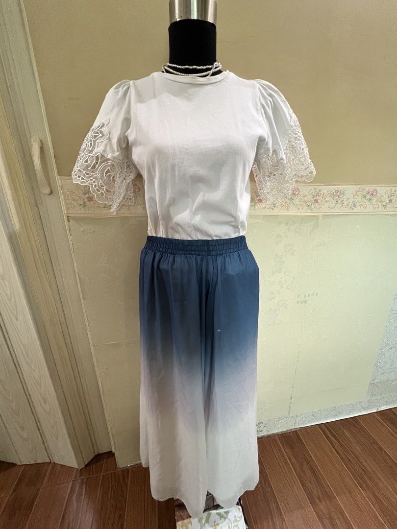 Top & trouser (Category: Sets or Coordinates) located in Cabanatuan. Submitted by happythriftbyshidshin (Listing ID 1468516406, Image 1). Description: .