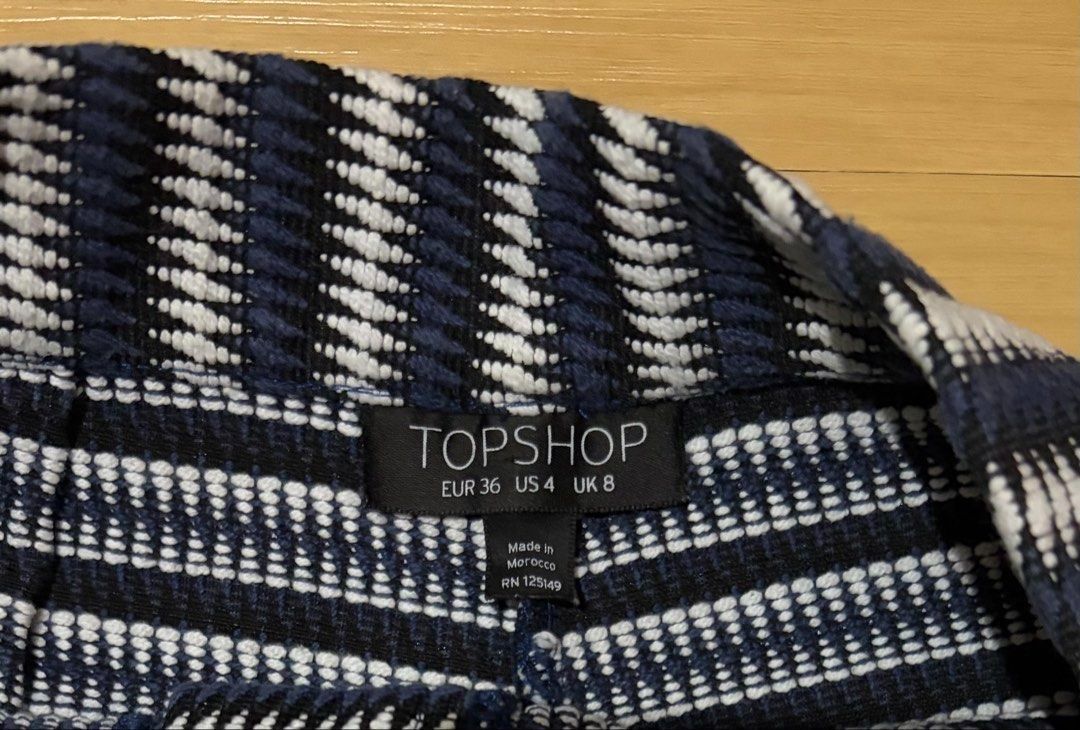 Topshop High-Rise Shorts US 4 (Category: Shorts) located in Quezon City. Submitted by garagesale2026 (Listing ID 1468706633, Image 3). Description: - Used a few times - In very good condition - Made in Morocco - Color: White and Blue - Waist: 26"; Length: 13".