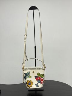 （分類：）位於 。 由 iluxuryvintage 提交（商品編號 1468609304，圖片 1）。簡介： 。