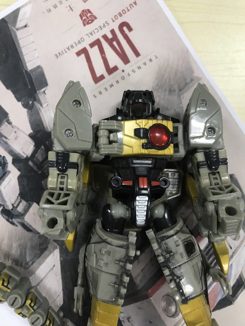 Toys Transformers (Category: Action & Battle Toys) located in San Mateo. Submitted by quikzee (Listing ID 1468505882, Image 2). Description: Toys Transformers.