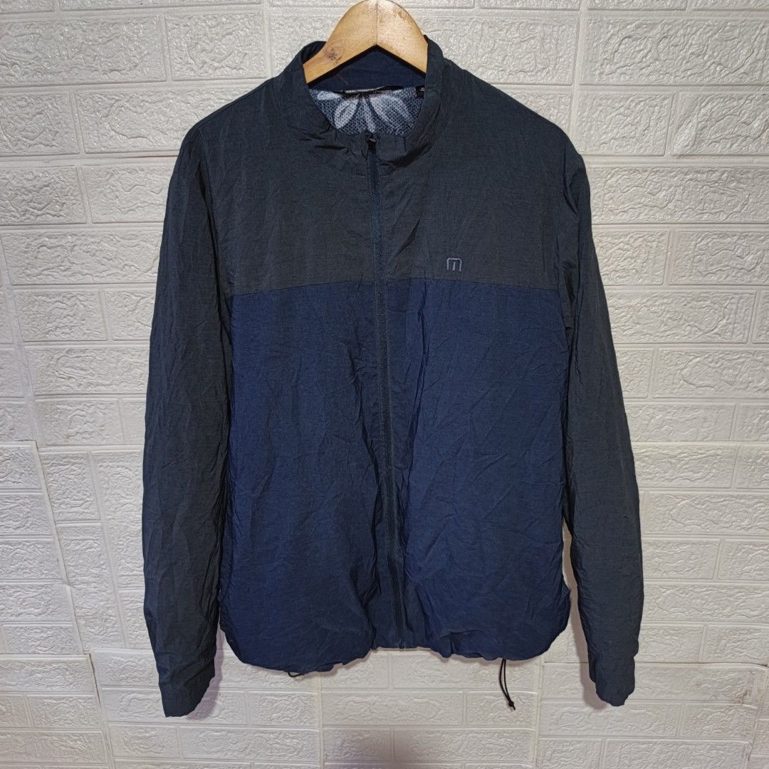 TRAVIS MATTHEW (Category: Golf) located in Cebu City. Submitted by papart1993 (Listing ID 1468607465, Image 1). Description: TRAVIS MATTHEW FUTURE PRIMITIVE GOLF JACKET INNER MESH AS NEW XL 23 W 29 L ,📩 .