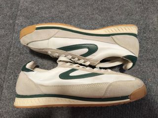 (Category: ) located in . Submitted by sellinthrift (Listing ID 1468567460, Image 1). Description: .
