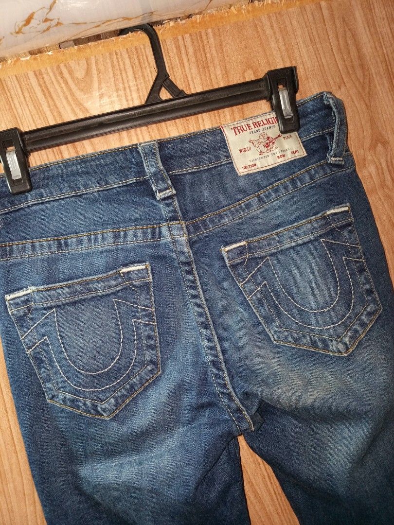 True religion mid rise bootcut (Category: Jeans) located in Siquijor. Submitted by jallthi4_12345 (Listing ID 1468648894, Image 3). Description: 27-28 waistline 38 length excellent condition MOP-gcash JNT EXPRESS courier.