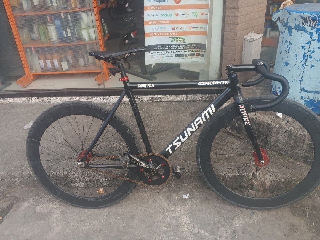 Tsunami SNM100 Fixed Gear Bicycle (Category: Bicycles) located in Noveleta. Submitted by johnrenmag03286 (Listing ID 1468513364, Image 2). Description: DM FOR MORE INFO PRICE IS NEGOTIABLE.