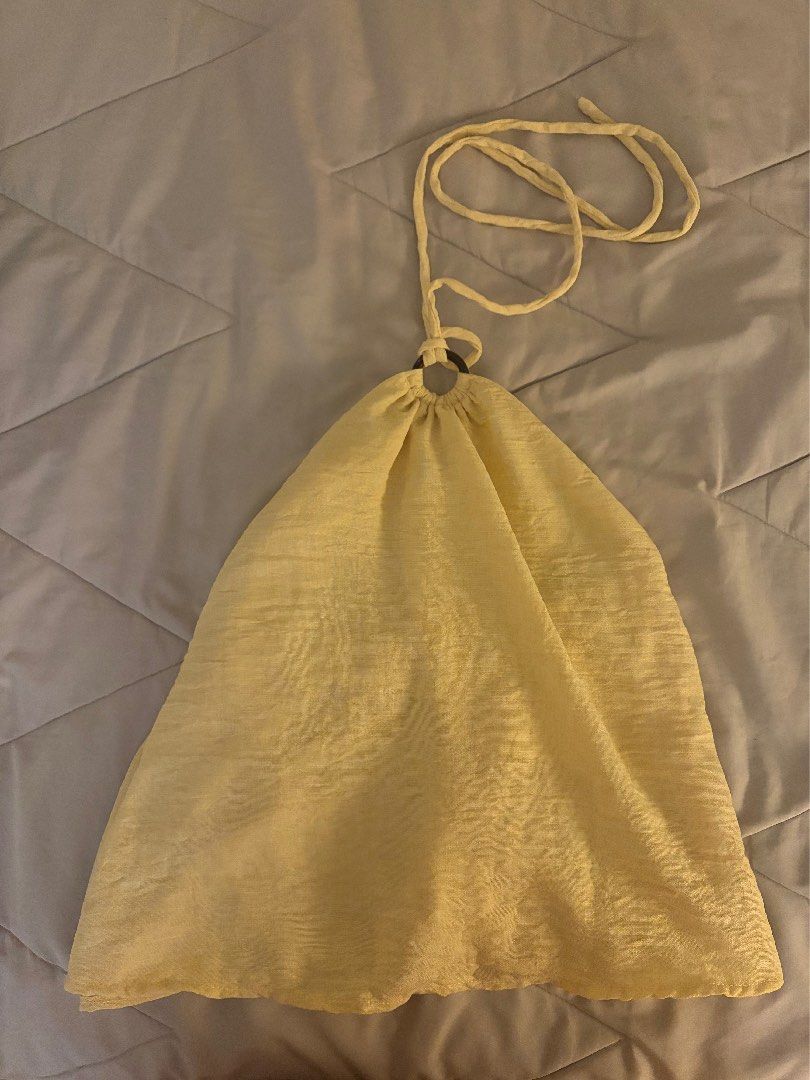 Tyla Linen Blend Ring Halter Top (Category: Sleeveless) located in Manila. Submitted by helpherdeclutter (Listing ID 1468528056, Image 2). Description: bought for 340+, never worn .