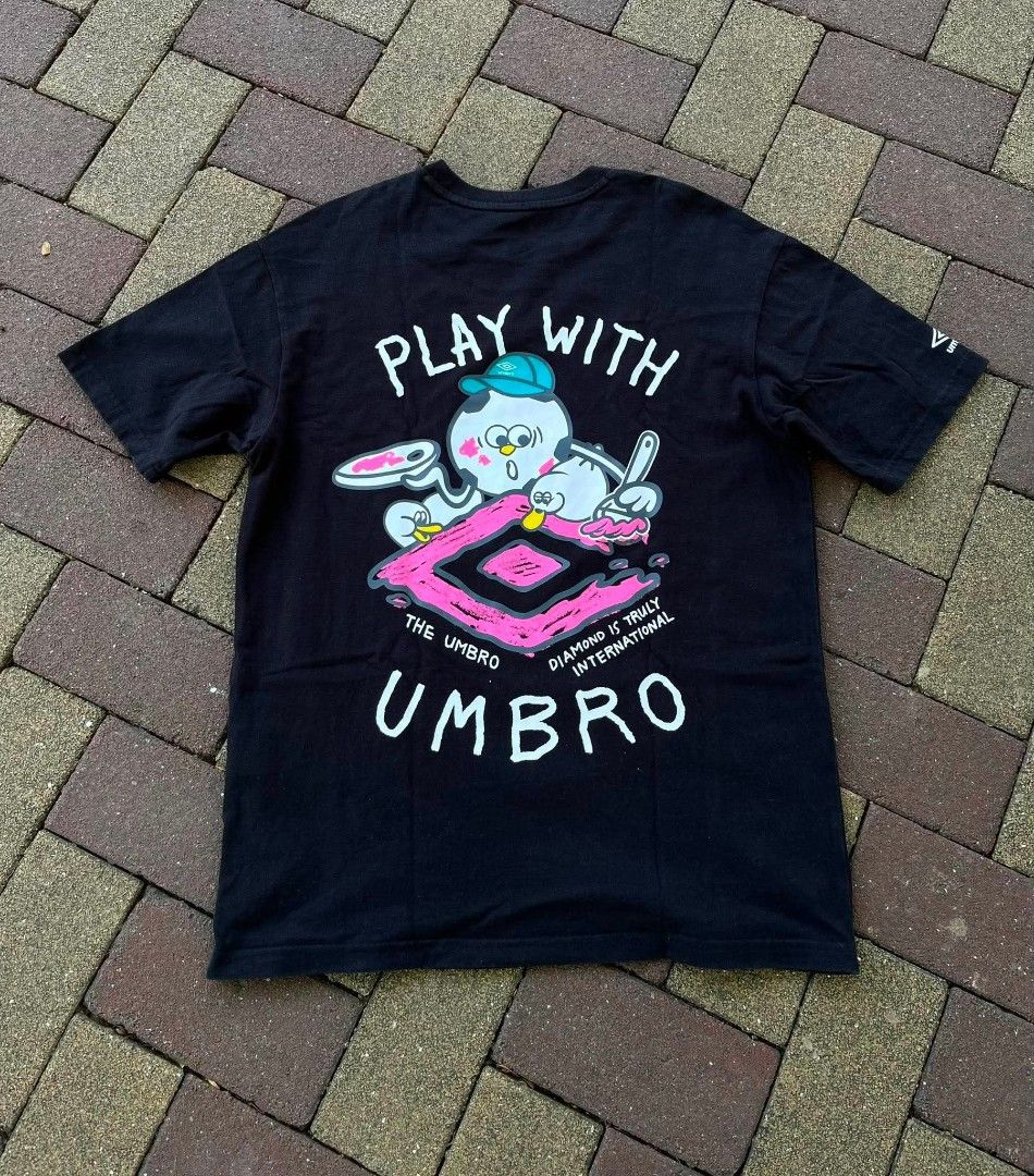 Umbro "Play with Umbro" (Category: Activewear) located in Davao. Submitted by thriftnijanny (Listing ID 1468706948, Image 3). Description: Umbro "Play with Umbro" Size M 20x28 Excellent Condi Color rate: 9.8/10 issue: None.