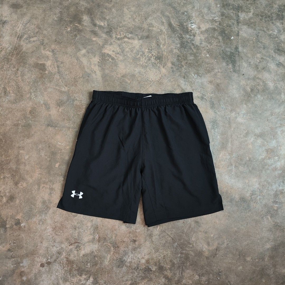 Under Armour Black Shorts (Category: Shorts) located in Rosales. Submitted by kudoscache (Listing ID 1468602846, Image 1). Description: - Brand: Under Armour - Waist: 29-36| Length: 17 - Color: Black - slightly nego payment: maribank / gotyme courier: J&T.