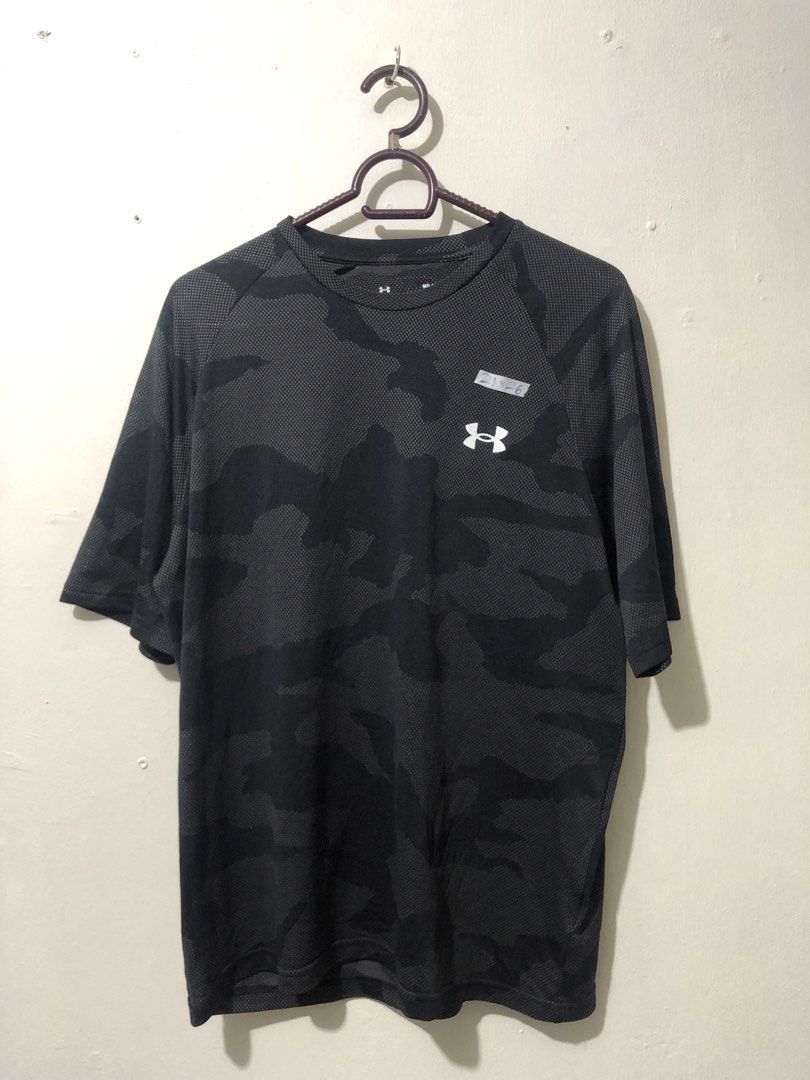 Under Armour Camouflauge Shirt (Category: Tshirts & Polo Shirts ) located in Manila. Submitted by raremountain00 (Listing ID 1468688276, Image 1). Description: Authentic Excellent condition No issue.