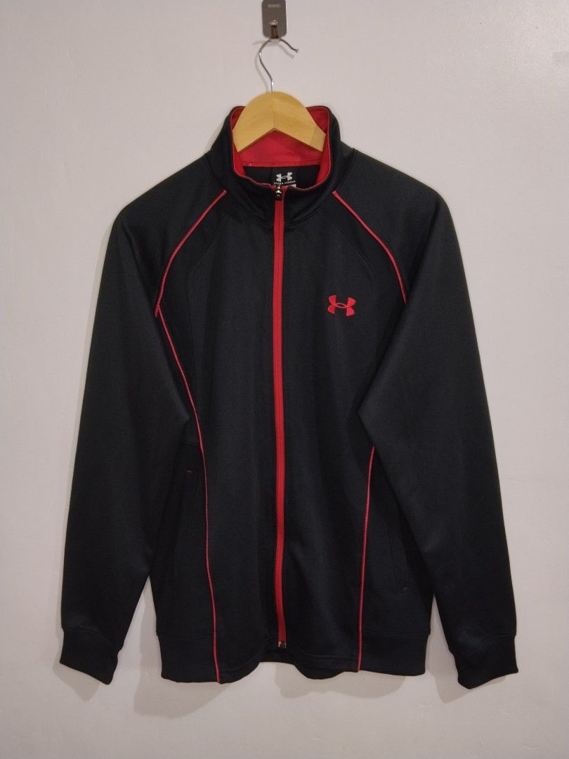 Under Armour Full Zip Jacket (Category: Coats, Jackets and Outerwear) located in Bago City. Submitted by gent.ly.getup (Listing ID 1468608278, Image 3). Description: like new issue: my small runs Lang 21 by 27 9.8/10 color rate.
