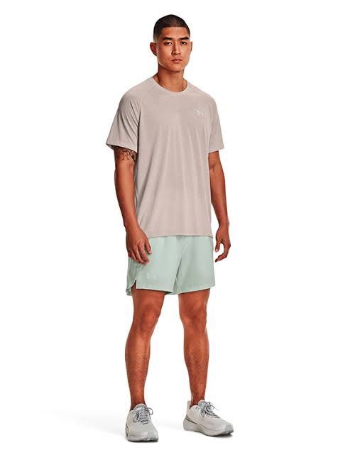 UNDER ARMOUR LAUNCH SHORT (Category: Shorts) located in Cabuyao City. Submitted by pormanation-thrift-store (Listing ID 1468613473, Image 2). Description: UNDER ARMOUR LAUNCH SHORT Condition: LIKE NEW Color rate: 10/10 (PWEDE SA MASELAN) Size: MEDIUM Dimes: 28-32”Wx15.5”L Issue: NONE‼️ Price: 1100.