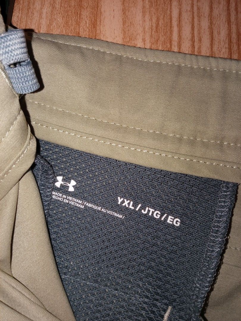 under armour short (Category: Shorts) located in Siquijor. Submitted by jallthi4_12345 (Listing ID 1468652924, Image 2). Description: 32 waistline 20.5 length excellent condition MOP-gcash JNT EXPRESS courier.