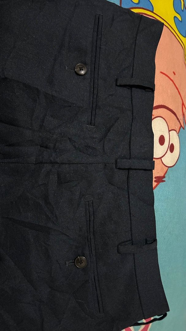 UNIQLO Black Trouser (Category: Trousers) located in Manila. Submitted by shoptasticfinds (Listing ID 1468582107, Image 3). Description: .