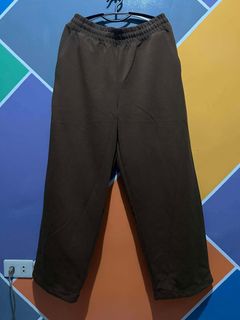 (Category: ) located in . Submitted by moreonuniqlo (Listing ID 1468588914, Image 1). Description: .