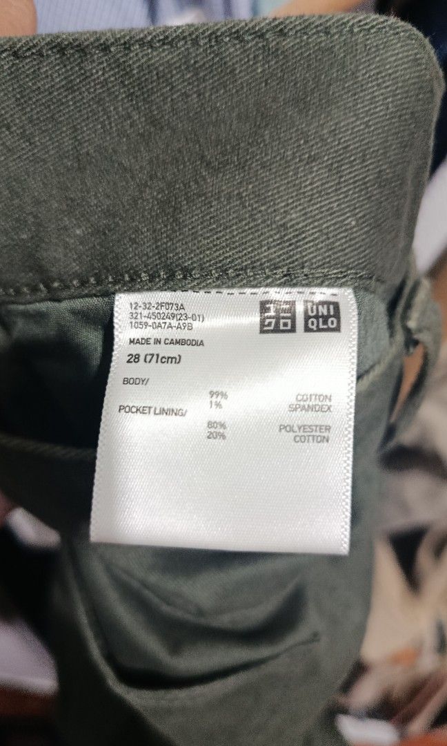 Uniqlo green chino (Category: Chinos) located in Jaen. Submitted by vinzyrus217291 (Listing ID 1468516007, Image 3). Description: -personal preloves -never been used 31x39 Nueva ecija location 📍 can do meetups or shipping via jnt.