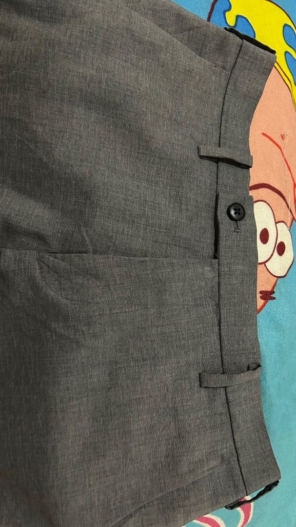 UNIQLO Grey Trouser (Category: Trousers) located in Manila. Submitted by shoptasticfinds (Listing ID 1468581774, Image 2). Description: .