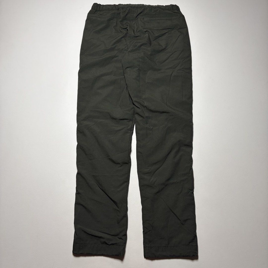 UNIQLO HEATTECH WARM EASY PANTS (Category: Chinos) located in Guagua. Submitted by lexithrift (Listing ID 1468620234, Image 2). Description: UNIQLO HEATTECH WARM EASY PANTS SIZE S DIMES 30-34X40 EXCELLENT CONDITION PHP 900.
