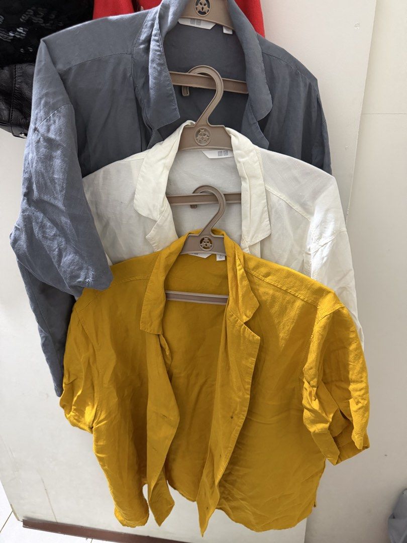 Uniqlo Linen Top (Category: Blouses) located in Pasay City. Submitted by kamilush (Listing ID 1468596853, Image 1). Description: Get 3 for 1k .