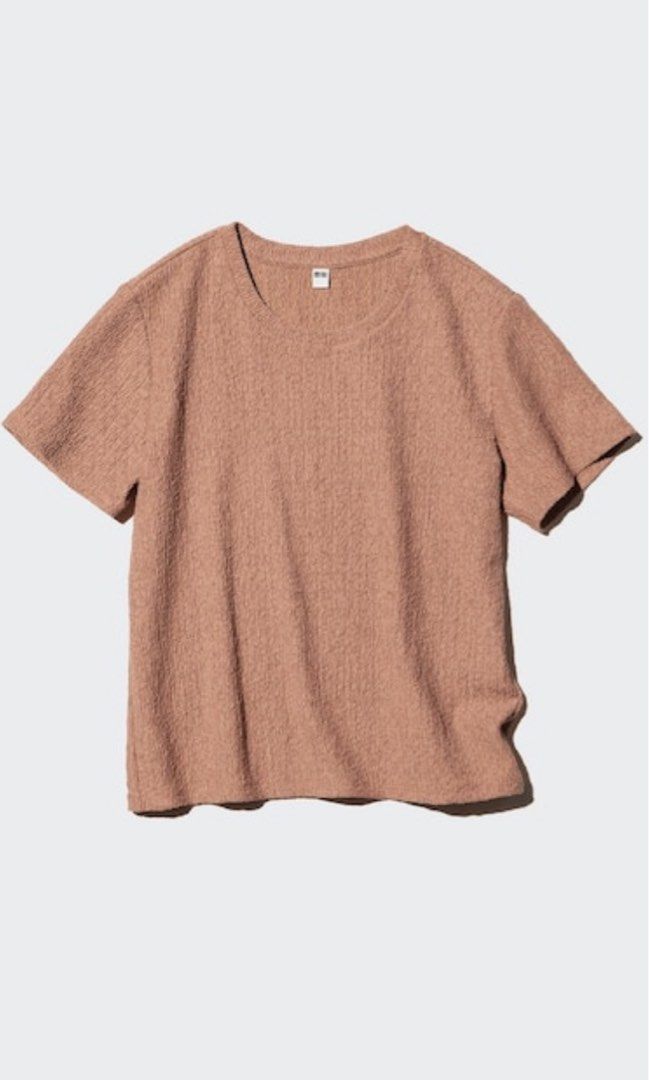 Uniqlo Shirring shirt (Category: Shirts) located in Silang. Submitted by princess_ameerah (Listing ID 1468603244, Image 1). Description: Uniqlo Shirring shirt - XL on tag -Condition 10/10 to like new -Color may vary due to lighting Location:Cavite Shipping via J&T Mode of payment: Gcash,BPI & Maribank 270.