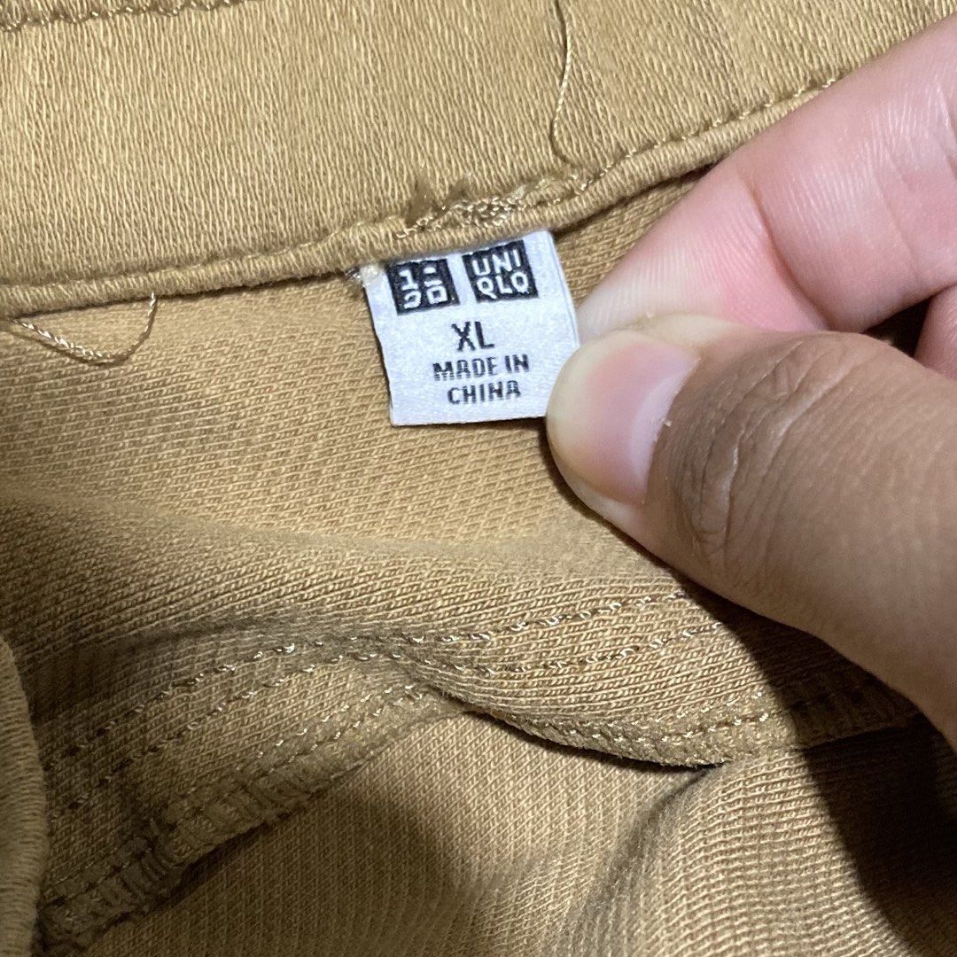 Uniqlo Stretchable Slim pants (Category: Jeans) located in Manila. Submitted by dustindustin (Listing ID 1468613890, Image 2). Description: UNISEX Condition: 10/10 Size: Fits 29-33 (stretchable po).