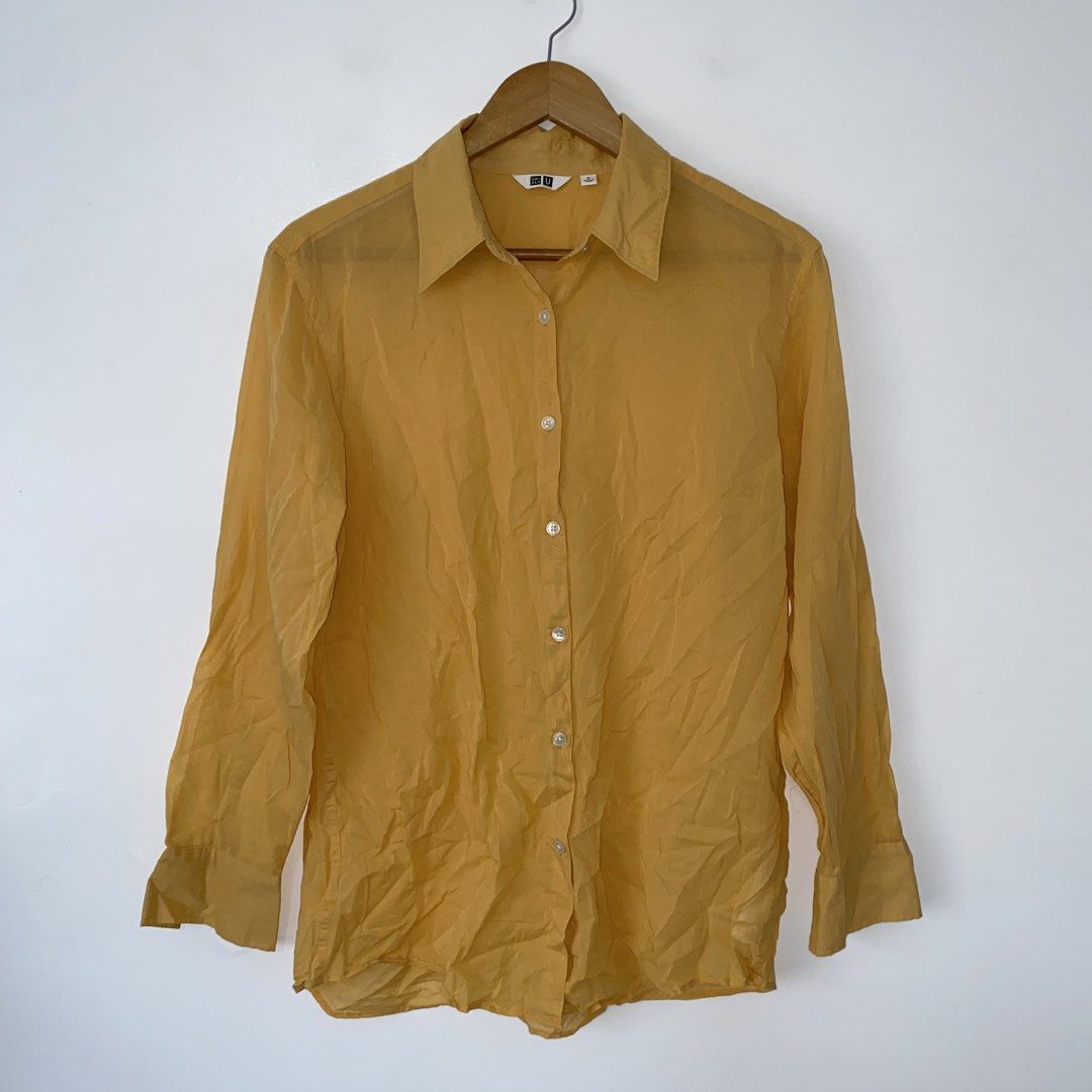 SALE‼️UNIQLO U sheer long sleeve top (Category: Longsleeves) located in San Jose del Monte. Submitted by mamiracky (Listing ID 1468589772, Image 3). Description: Last price posted In good condition No flaws No when worn .