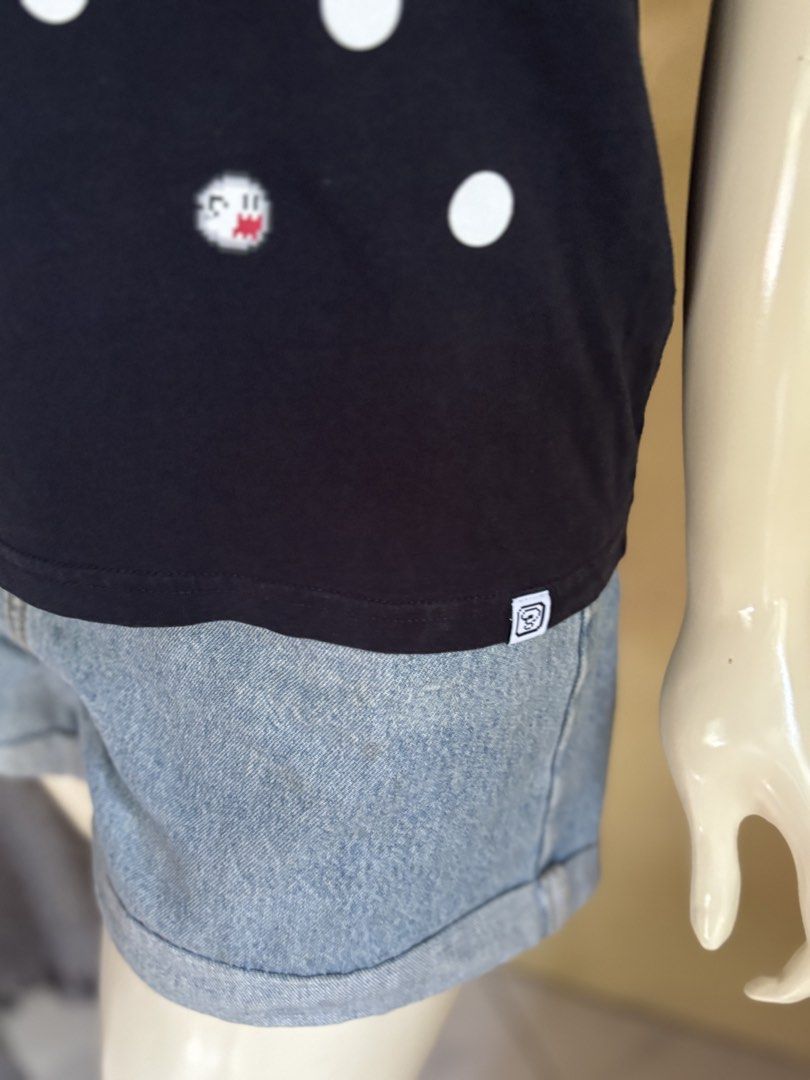 Uniqlo UT Shirt (Category: Shirts) located in Silang. Submitted by princess_ameerah (Listing ID 1468564970, Image 2). Description: Uniqlo UT Shirt - Medium on tag -Condition 10/10 -Color may vary due to lighting Location:Cavite Shipping via J&T Mode of payment: Gcash,BPI & Maribank 230.
