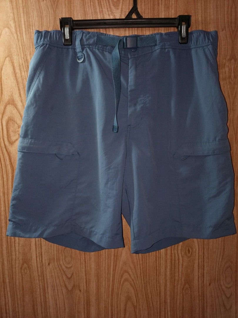 Uniqlo utility short (Category: Shorts) located in Siquijor. Submitted by jallthi4_12345 (Listing ID 1468654312, Image 1). Description: 30-34 waistline 21 length excellent condition MOP-gcash JNT EXPRESS courier.