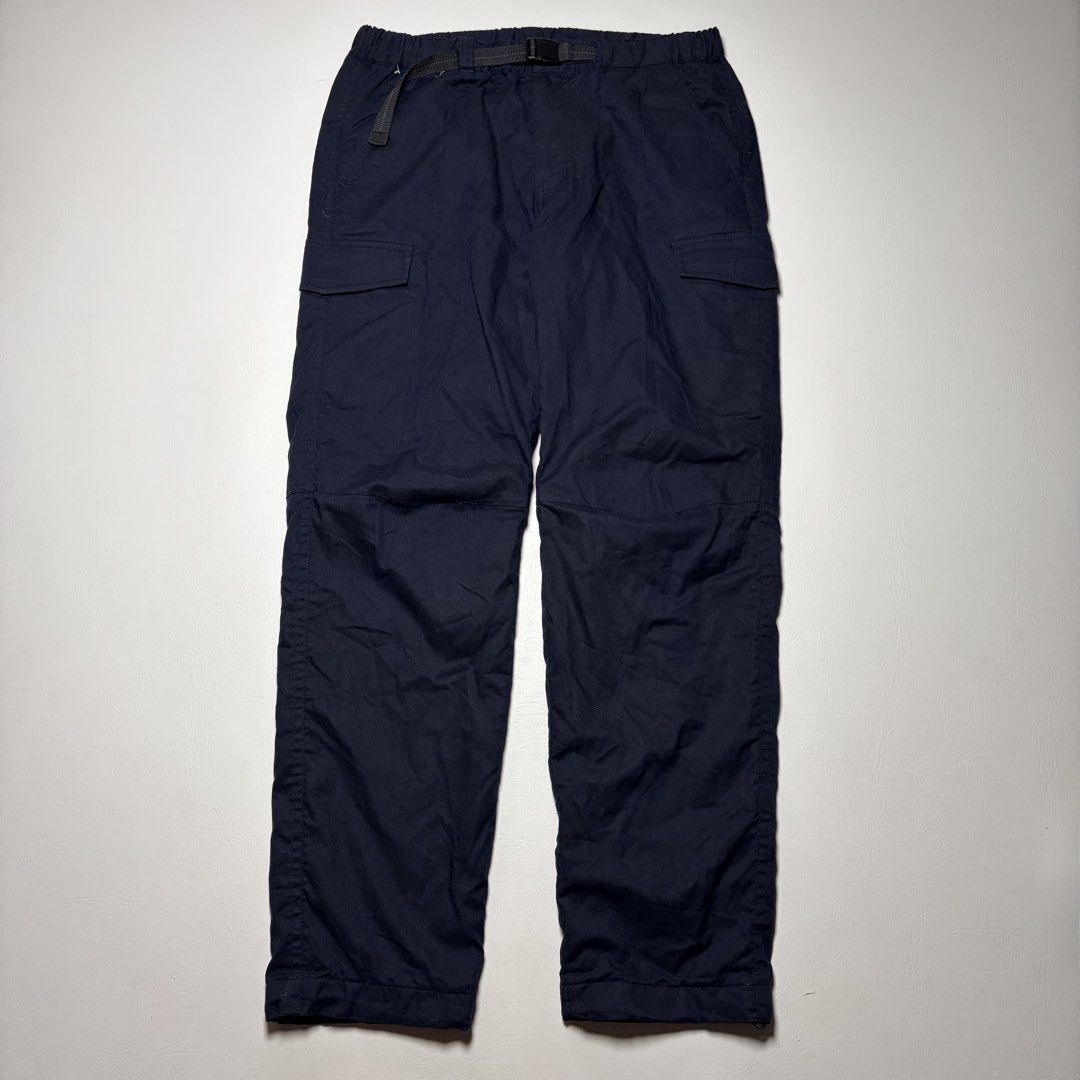 UNIQLO WARM EASY CARGO PANTS (Category: Chinos) located in Guagua. Submitted by lexithrift (Listing ID 1468620545, Image 1). Description: UNIQLO WARM EASY CARGO PANTS SIZE M DIMES 32-36X40 EXCELLENT CONDITION PHP 900.