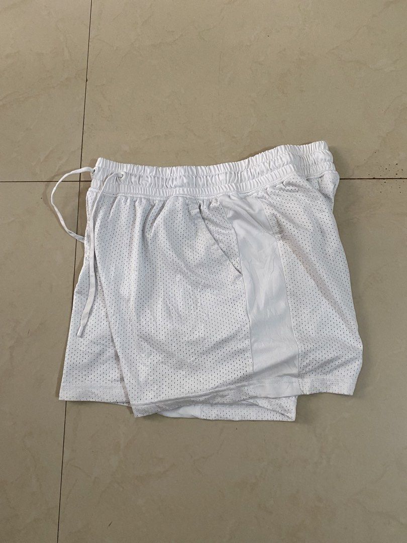 (UNISEX) ATHLETIC WORKS WHITE MESH SHORT (Category: Shorts) located in Talisay. Submitted by hustlethrift_2600 (Listing ID 1468511173, Image 2). Description: (UNISEX) ATHLETIC WORKS WHITE MESH SHORT 8-10 YRS OLD YOUTH SIZE BUT CAN FIT TO ADULT 26-32 W 14 L EXCELLENT CONDITION (AS NEW) 9.9/10 COLOR RATE QUICK DRY DOUBLE LINING BREATHABLE NO ISSUE.