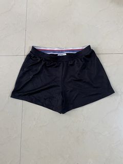 (Category: ) located in . Submitted by hustlethrift_2600 (Listing ID 1468511466, Image 1). Description: .