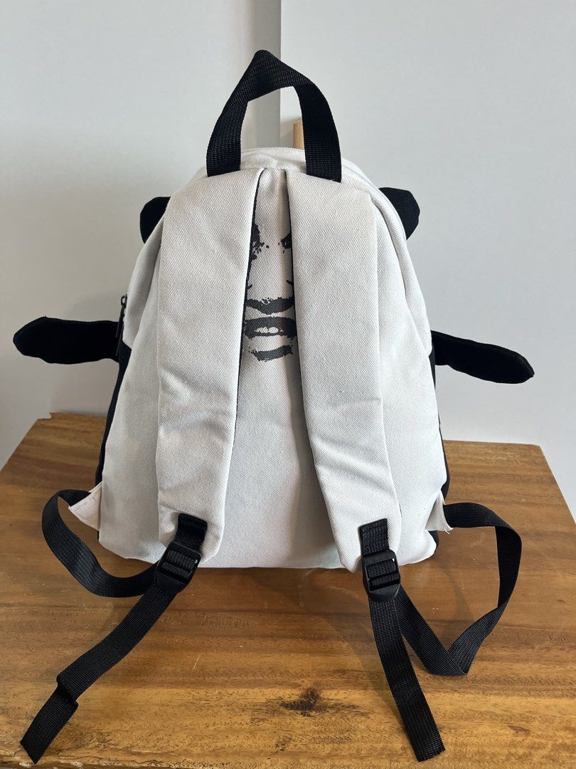 Unisex Panda Face Canvas Backpack Black and White (Category: Backpacks) located in Mandaluyong City. Submitted by unomarcelo001 (Listing ID 1468538271, Image 2). Description: price still negotiable - Adorable black and white panda canvas design with printed face graphic on the front flap - Extra storage front zippered pocket for small essentials - Sturdy black shoulder straps with adjustable plastic buckles for a comfy fit - Convenient top grab h