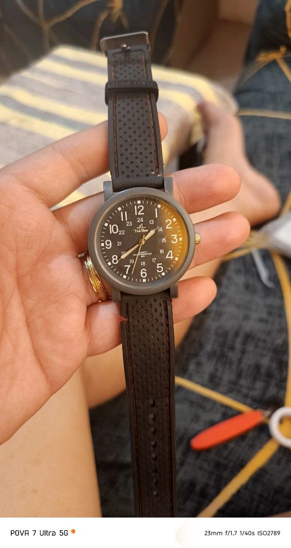 Unisilver Time Dusk Renegade (Category: Men's Watches) located in Quezon City. Submitted by junseller18 (Listing ID 1468546217, Image 3). Description: Hey guys! Selling my pre-loved Unisilver Time Dusk Renegade watch. It's got this super nice military-style dark grey case with a matching black perforated rubber strap and a 12/24-hour dial. Condition is still very good and working well. Perfect for everyday casual wear or outdoor trips. RFS: declu