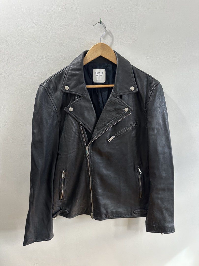 United Tokyo Leather Jacket (Category: Coats, Jackets and Outerwear) located in Baguio. Submitted by .daryl (Listing ID 1468651843, Image 1). Description: Size 3 fits small to medium 20 width 26 length .