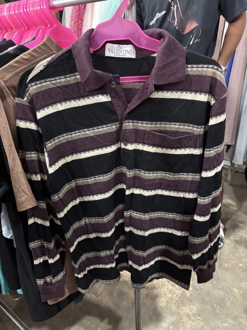 Valentino Longsleeve (Category: Coats, Jackets and Outerwear) located in Puerto Princesa. Submitted by 18arc (Listing ID 1468579455, Image 1). Description: Valentino Longsleeve Flaws: Has hole at the back.