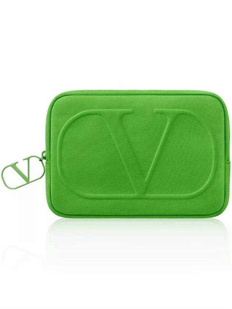 Valentino Pouch Green (Original) (Category: Purses & Pouches) located in Quezon City. Submitted by mhyloves21 (Listing ID 1468597711, Image 1). Description: .