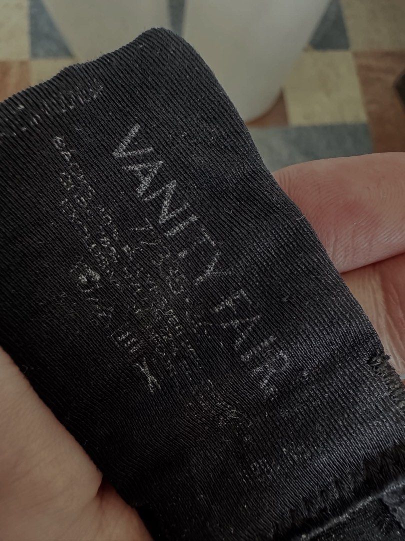 vanityfair nonwire 36C (Category: Undergarments & Loungewear) located in San Jose. Submitted by 99ners (Listing ID 1468523355, Image 3). Description: .