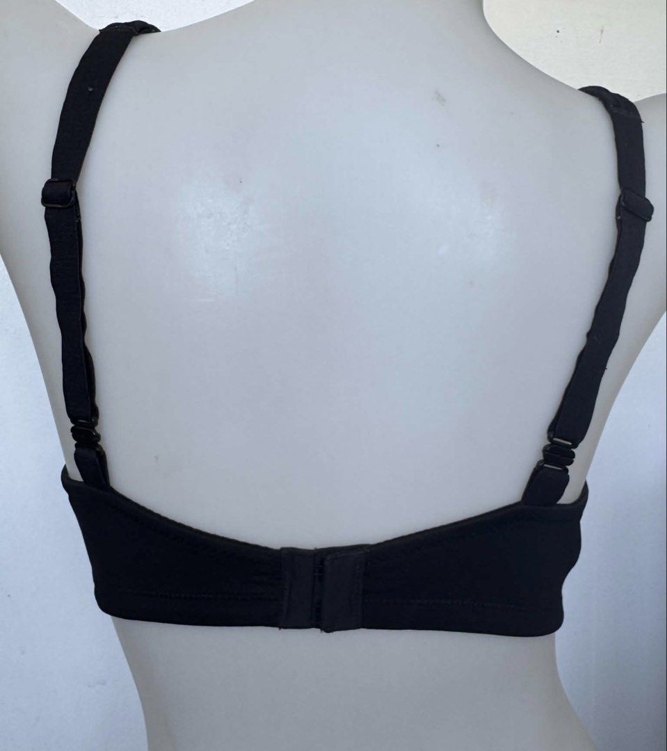 vanityfair nonwire 36C (Category: Undergarments & Loungewear) located in San Jose. Submitted by 99ners (Listing ID 1468523355, Image 2). Description: .