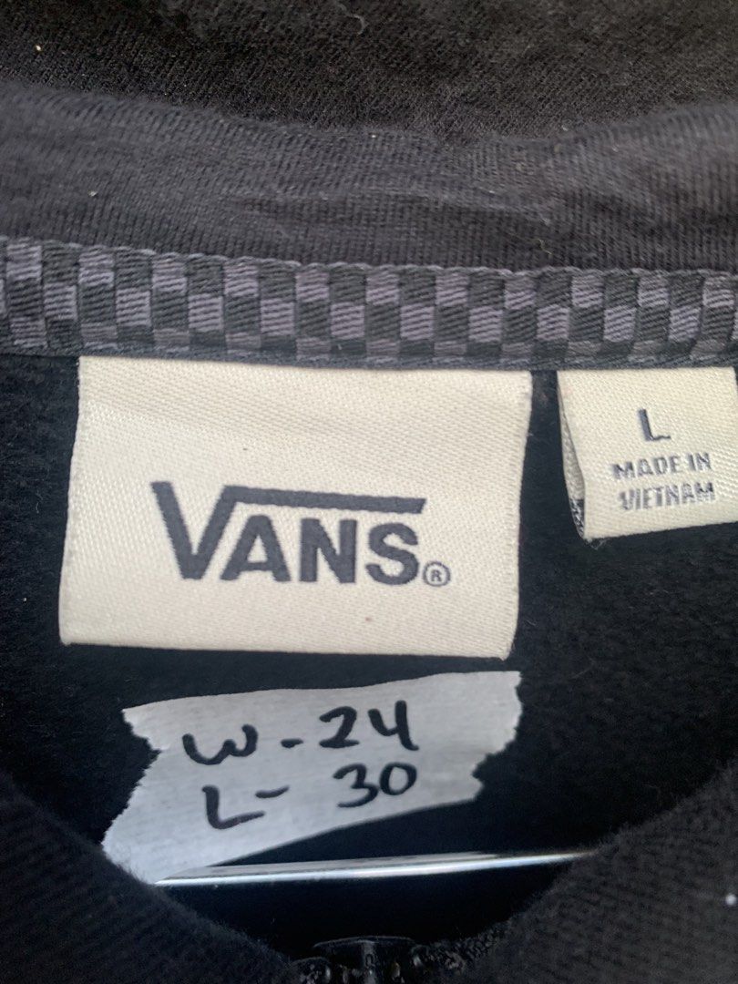 Vans (Category: Coats, Jackets and Outerwear) located in Bayombong. Submitted by johnestrell315 (Listing ID 1468583959, Image 3). Description: As new.