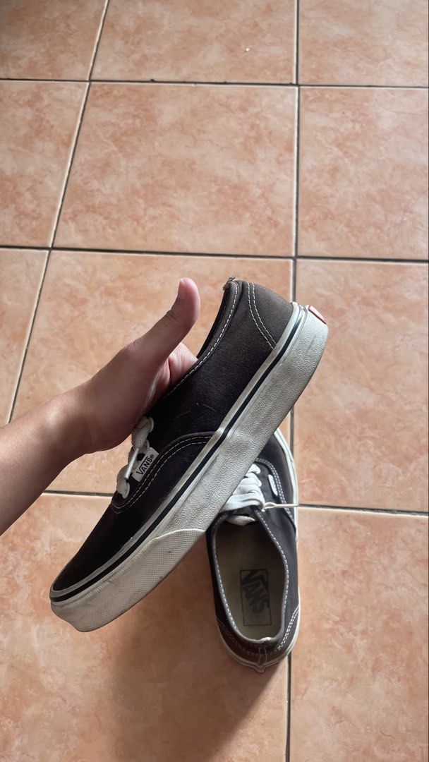 VANS 7 size (Category: Sneakers & Footwear) located in Las Pinas. Submitted by gentlelion.b1e53b (Listing ID 1468570023, Image 2). Description: .