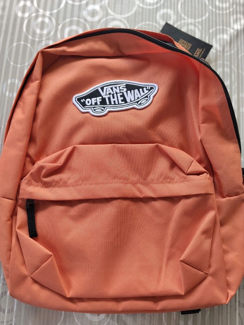 Vans Backpack (Category: Backpacks) located in General Mariano Alvarez. Submitted by iamnotjen (Listing ID 1468502429, Image 1). Description: Brand New and Authentic plus sf.