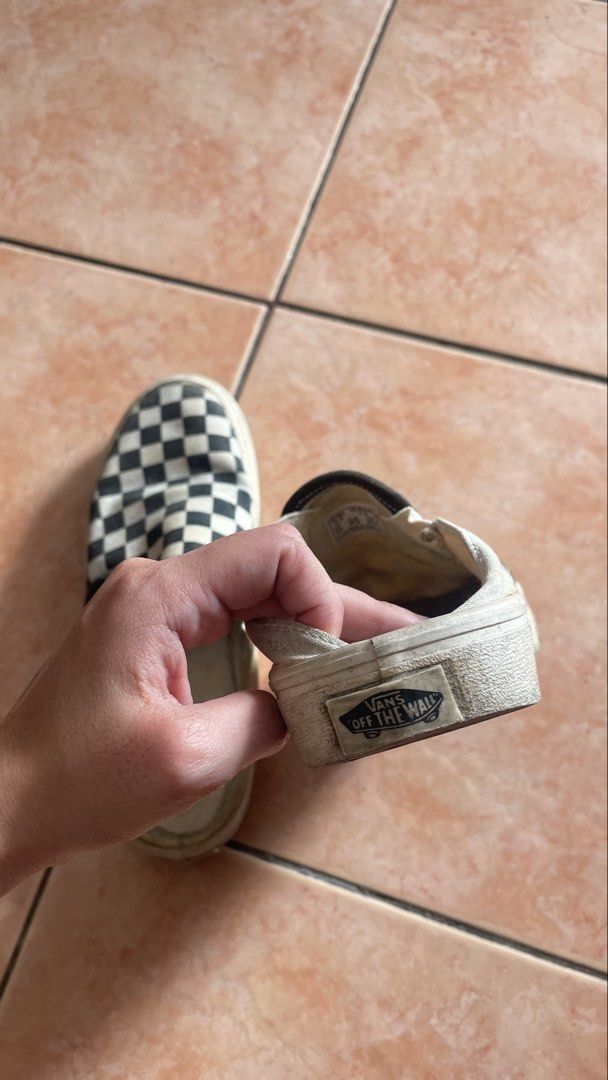 Vans checkered (Category: Sneakers & Footwear) located in Las Pinas. Submitted by gentlelion.b1e53b (Listing ID 1468570361, Image 3). Description: .