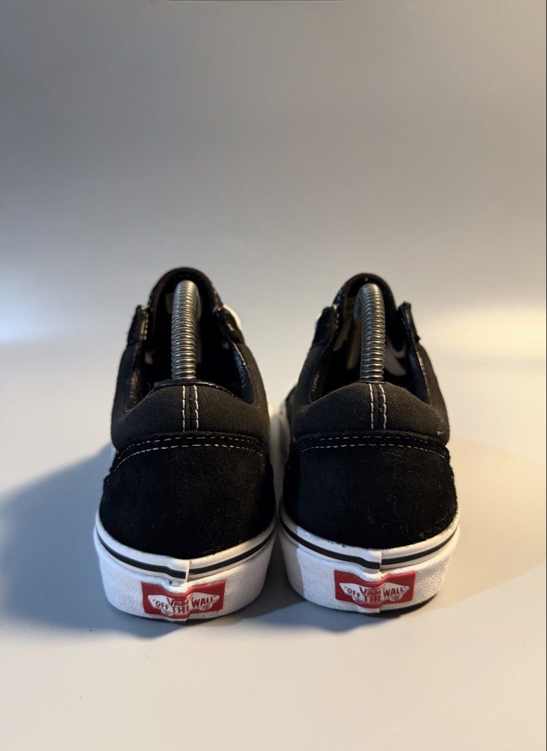 Vans Old Skool Black White Suede US Men 8 (Category: Sneakers) located in Caloocan City. Submitted by maempenafi21452 (Listing ID 1468658366, Image 3). Description: - Brand/Model: Classic Vans Old Skool - Colorway: Black and White - Size: US Men 8 / UK 7 / EUR 40.5 / CM 26.0 - Condition: Clean uppers with minimal wear on waffle rubber outsoles - Features: Low-top skate style, signature side stripe, white laces - Perfect for daily casual wear and 