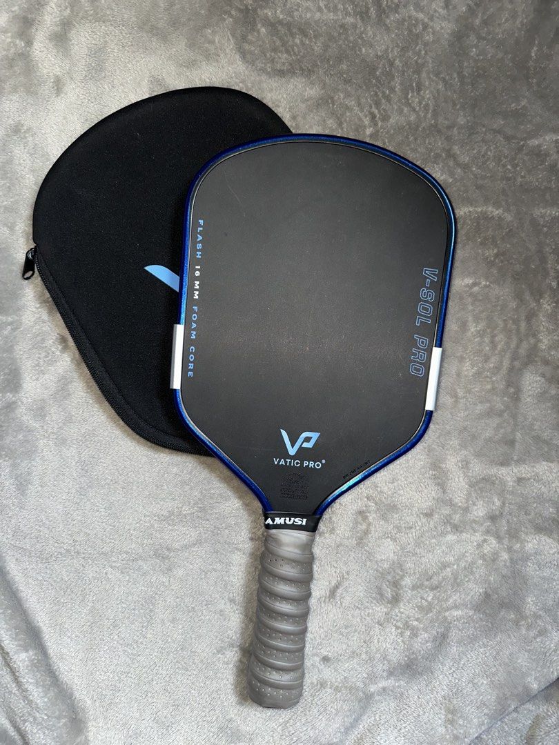 Vatic Pro Pickleball Paddle (Category: Racket and Ball Sports) located in Manila. Submitted by gift.grca (Listing ID 1468561250, Image 2). Description: Vatic Pro V-Sol Pro Flash 16mm - new edge tape -nae grip tape - with paddle bag cover The Vatic Pro V-Sol Pro Flash LH 16mm is a hybrid-shape pickleball paddle featuring a floating expanded polypropylene (EPP) foam core with EVA perimeter foam and a raw Toray T700 carbon fiber face. Technical Spec