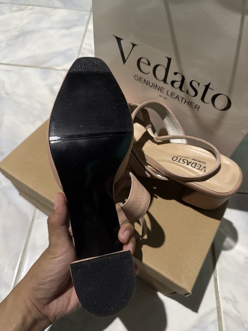 Vedasto Genuine Leather Pink Block Heels (Category: Heels) located in Balaoan. Submitted by rubyang_13 (Listing ID 1468609513, Image 3). Description: - Brand: Vedasto - Material: Pink genuine leather - Design: Closed square toe with ankle strap and buckle closure - Heel: Comfortable chunky heel for easy walking. Very comfortable to wear and walk. - Condition: Clean branded insoles and outsoles - Inclusions: Original dust bag and shoe box included