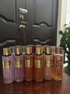 (Category: ) located in . Submitted by yannas_closet (Listing ID 1468600019, Image 1). Description: .
