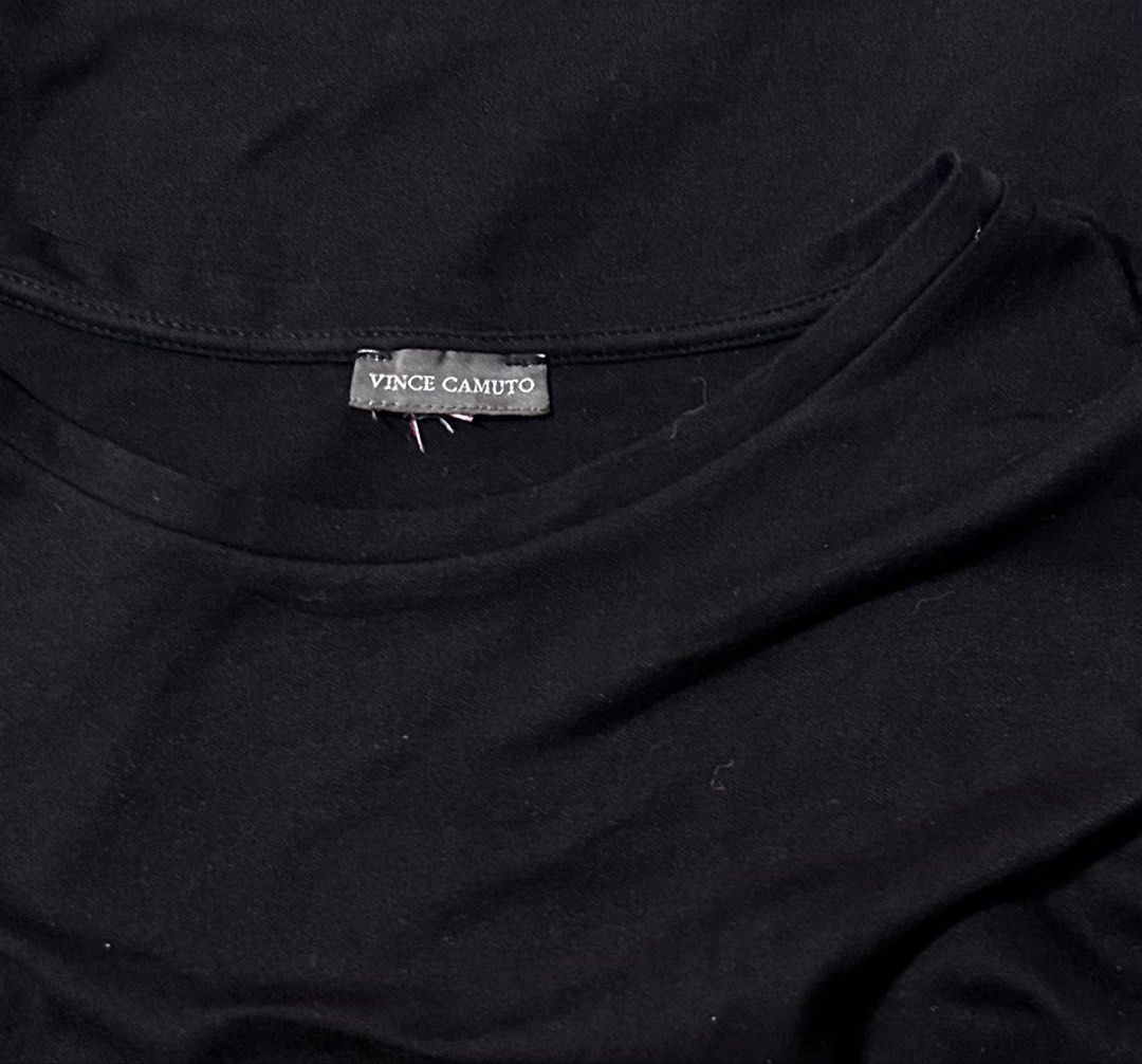 VINCE CAMUTO (Category: Blouses) located in Davao. Submitted by sart0ria85 (Listing ID 1468649264, Image 3). Description: This former Nine West director created this deep black shirt with ruffled sleeves is perfect for formal/semi formal and casual wears. 87%COTTON and 13% POLYESTER. MADE IN VIETNAM 🇻🇳 SMALL. Size 4 EXCELLENT CONDITION (96/100).