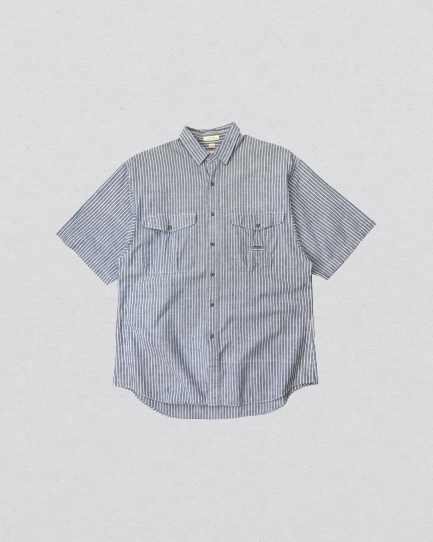 Vintage 00s Striped polo (Category: Tshirts & Polo Shirts ) located in Cabanatuan. Submitted by argarments.ph (Listing ID 1468519775, Image 1). Description: Tagged: Medium on tag, fits large-xl Width 22.5" | Length 30" Condition: Great condition Issue(s): -.