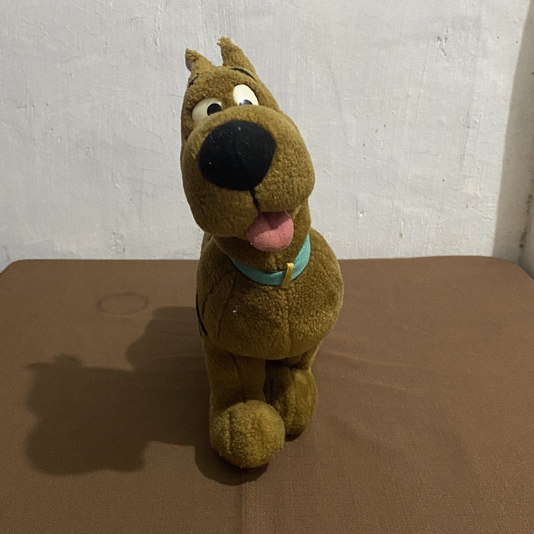 Vintage 2000s Scooby Doo Poseable Plush Toy (Category: Plushies & Soft Toys) located in Pagsanjan. Submitted by y2korn (Listing ID 1468705672, Image 1). Description: Vintage 2000s Scooby Doo Poseable Plush Toy - Medium Sized Scooby - Good Condition - Need Wash Only - Issue in last pic Mop - GCASH OR PAYMAYA Courier - J&T 📍Pagsanjan,Laguna ₱500 + sf.