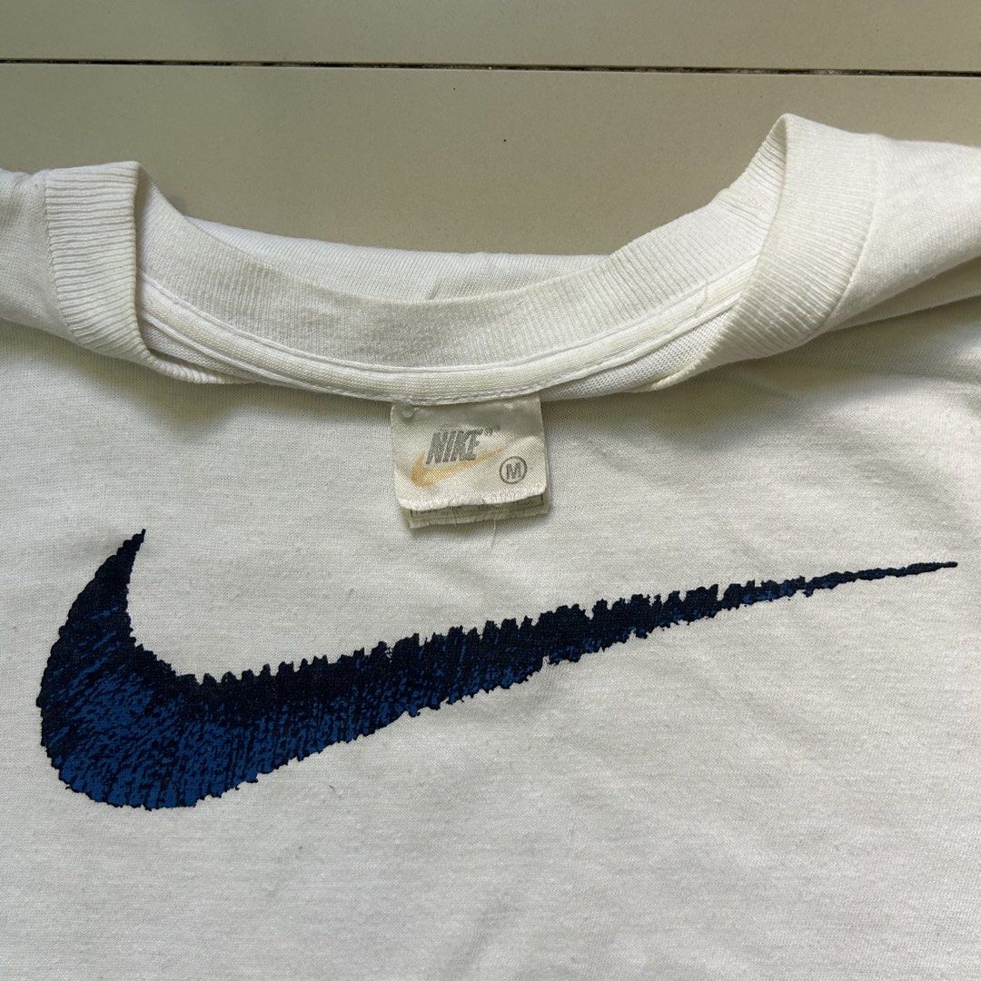 Vintage 90s Nike tee (Category: Tshirts & Polo Shirts ) located in Cebu City. Submitted by jeen.yuhs (Listing ID 1468544959, Image 2). Description: 90s Nike tag Medium on tag (Fits L-XL Boxy) 23/25.5 Soft Fabric Great Condition .