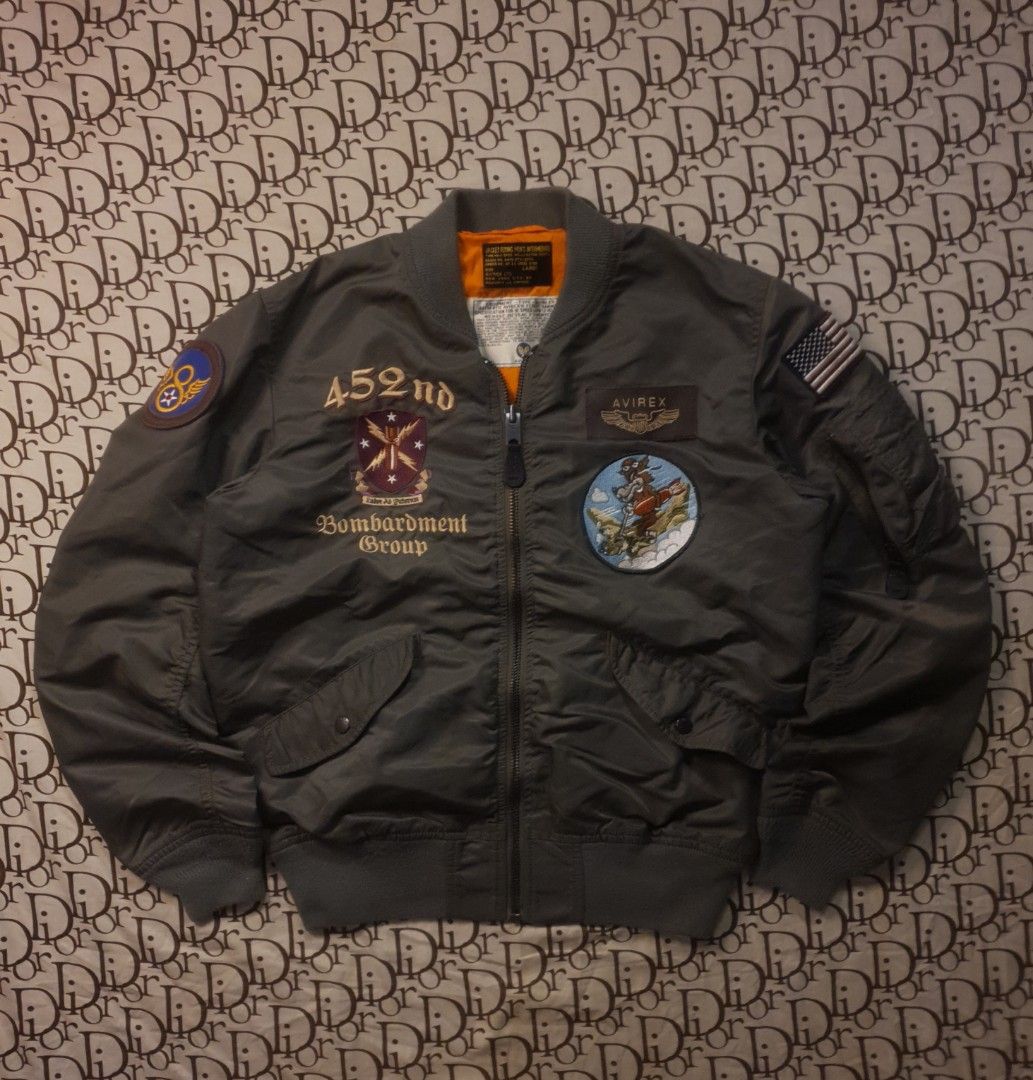 Vintage Avirex MA-1 Jacket US Air force (Category: Coats, Jackets and Outerwear) located in San Fernando. Submitted by retro.district. (Listing ID 1468709297, Image 1). Description: - Vintage Avirex us air force bomber jacket - Size: Large (23x26) - Condition: Excellent - No issue.