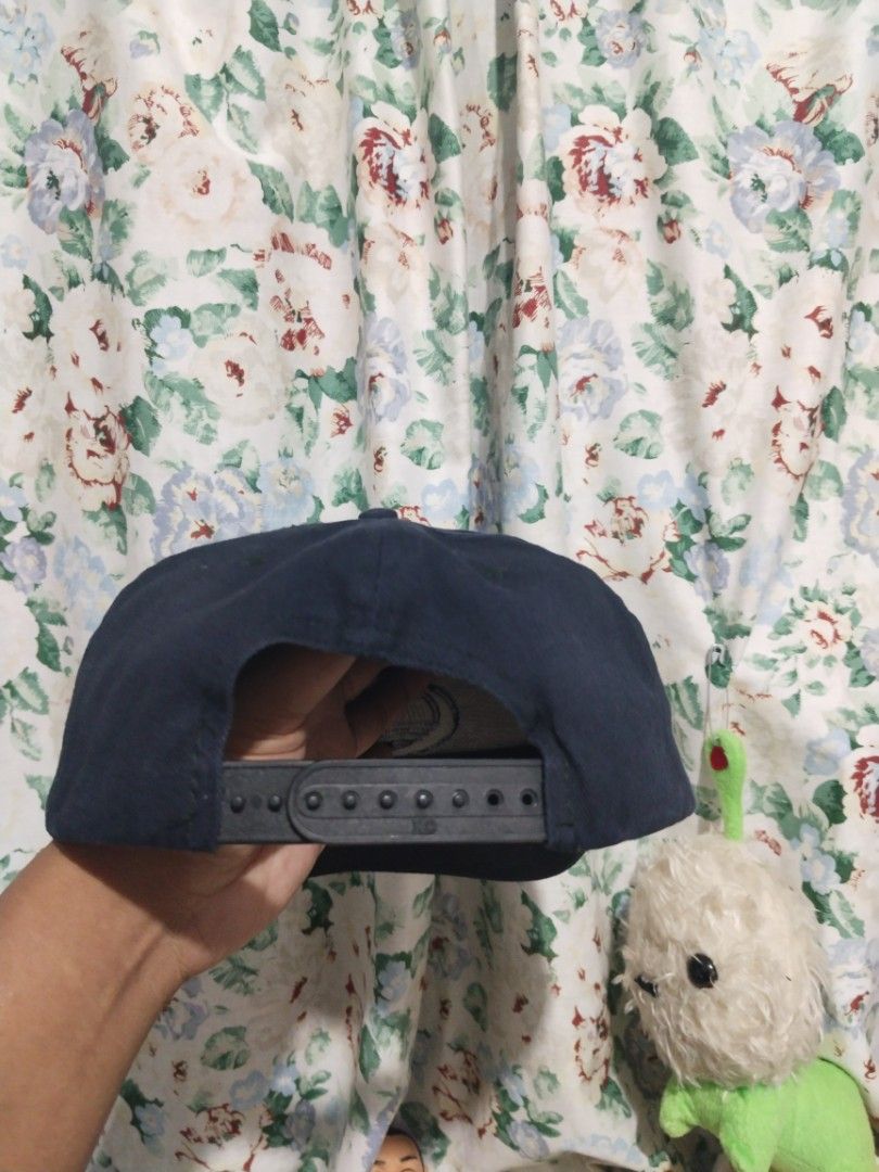 Vintage backstreet boys snapback (Category: Caps & Hats) located in Legazpi City. Submitted by genobecollectives (Listing ID 1468631439, Image 2). Description: vintage backstreet boys snapback 880 free ship one size fits all very good condition dm📩.